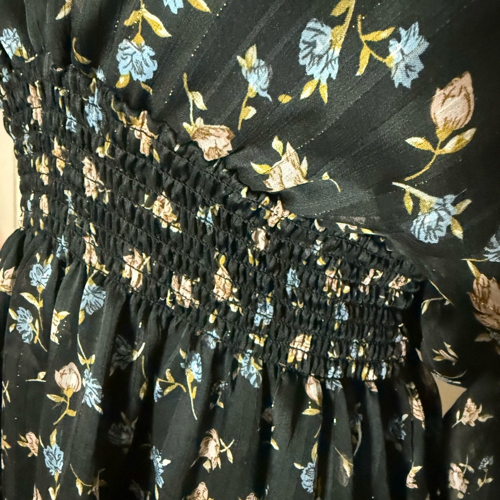 Missguided Plus Black Floral Dress - Picture 4 of 7